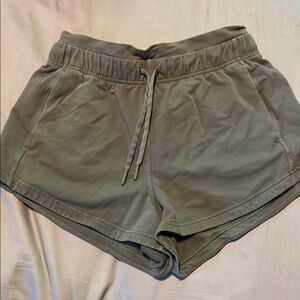 Women’s Lululemon Inner Glow High Rise Short 3”